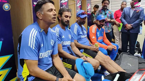 Rahul Dravid Giving Farewell speech in the dressing room With player And Staff.- Global News Article