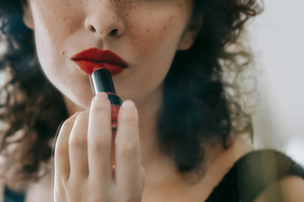 Tips For Healthy and Beautiful Lips - Global News Article 